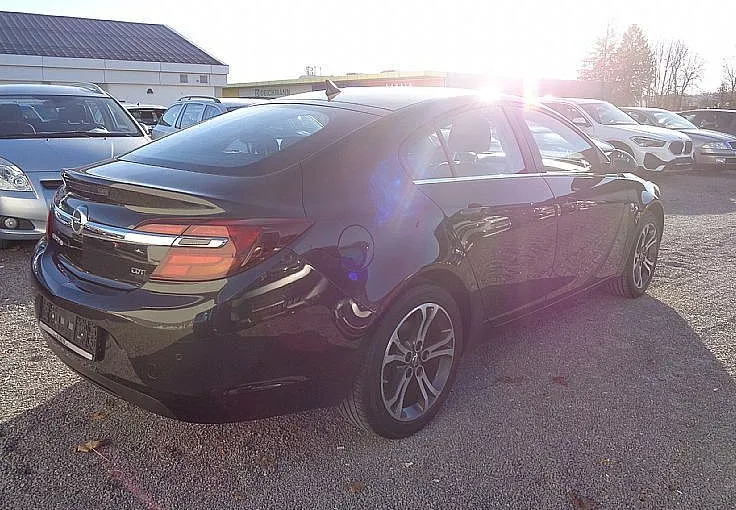 Zunanja slika - Opel Insignia - 1.6 CDTI 136KM - SLO poreklo-KOMPLET SERVISIRANO - 3