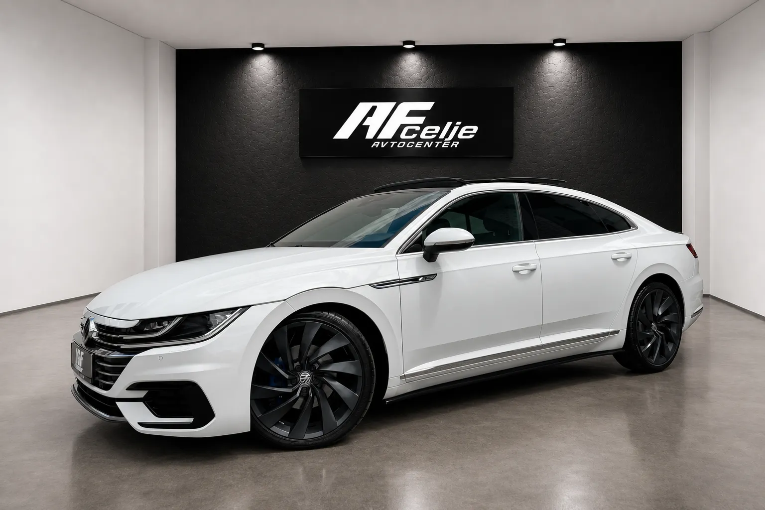 Zunanja slika - Volkswagen Arteon - 2.0 TDI-DSG-2X R LINE-PANORAMA-LIZING ZA TUJCE-A.. - 1