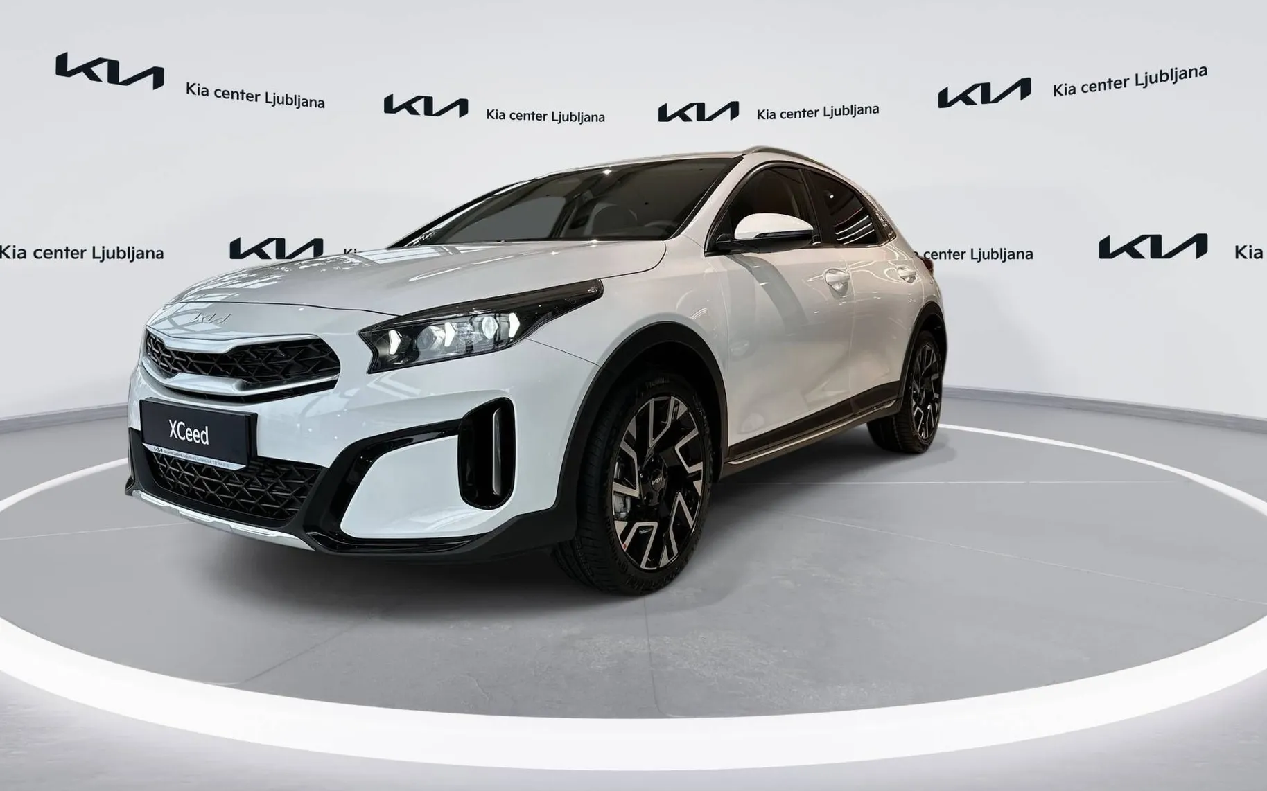 Zunanja slika - KIA XCeed - 1.0 T-GDi EX Way ISG. MT - 1