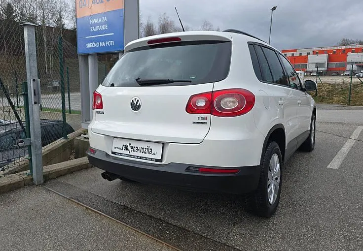 Zunanja slika - VW Tiguan - 1.4 TSI  154846 km AVTOMATSKA KLIMA GRETJE SEDEŽ - 7