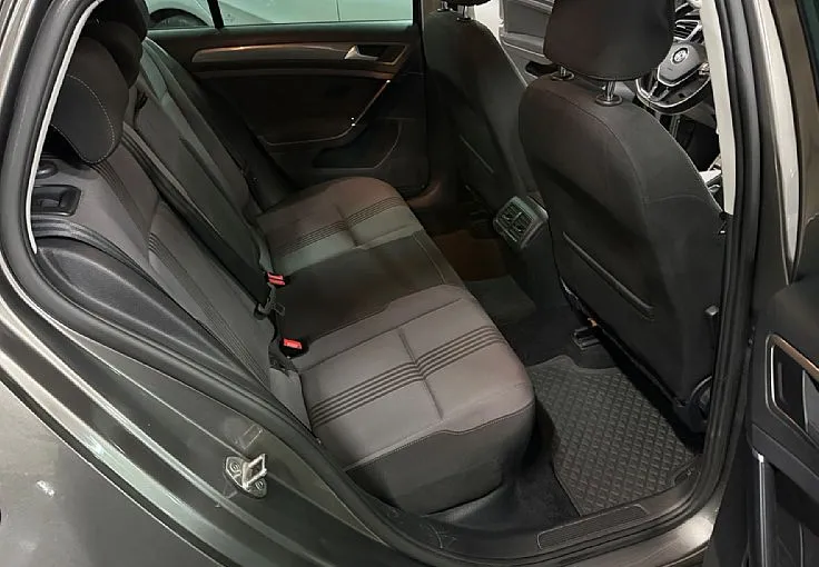 Zunanja slika - Volkswagen Golf - 1.2 TSI 7.5 81kW 1.LASTNIK LED 17COL AKTIVNI TEMP - 12
