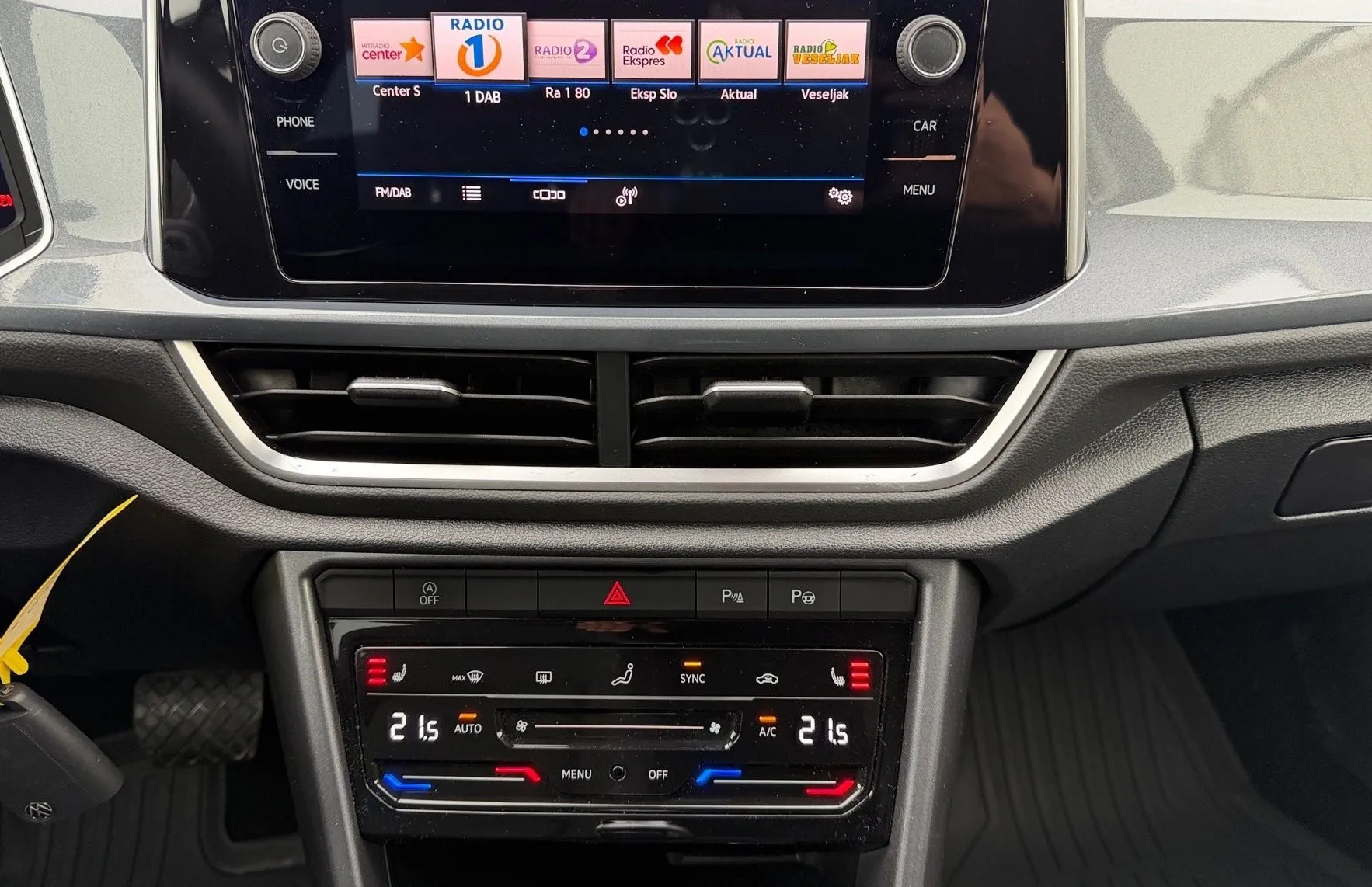 Zunanja slika - VW T-Roc - 4motion 2.0 TDI BMT Style DSG-Full LED-ACC-Masaža. - 9