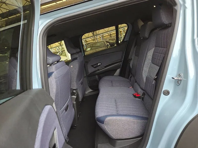 Zunanja slika - Renault 4 E-Tech Electric - Techno EV52 150 Comfort Range+Harman Kardon - 14