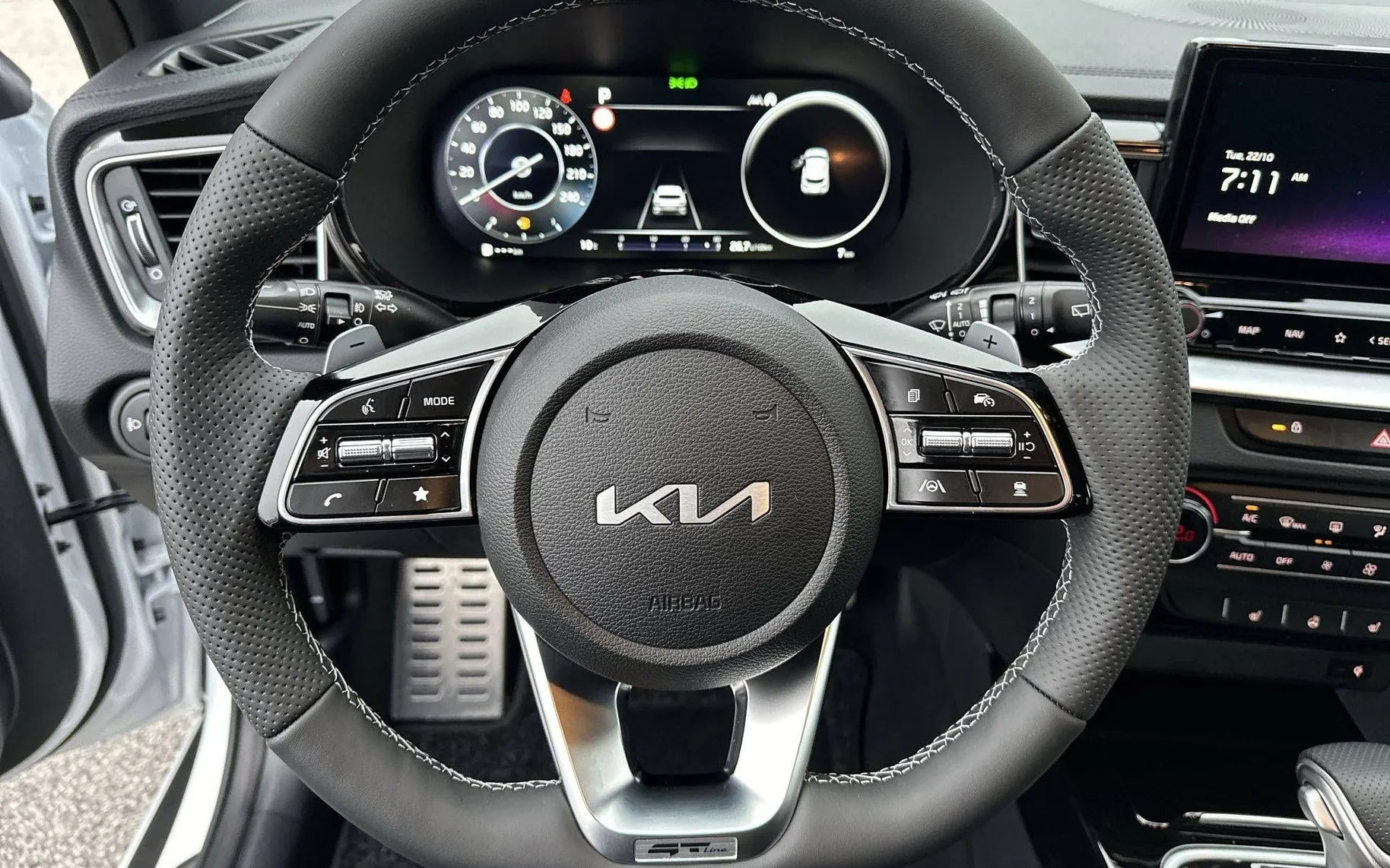 Notranja slika - KIA XCeed - 1.6 T-GDi GT-Line ISG 7DCT - 13