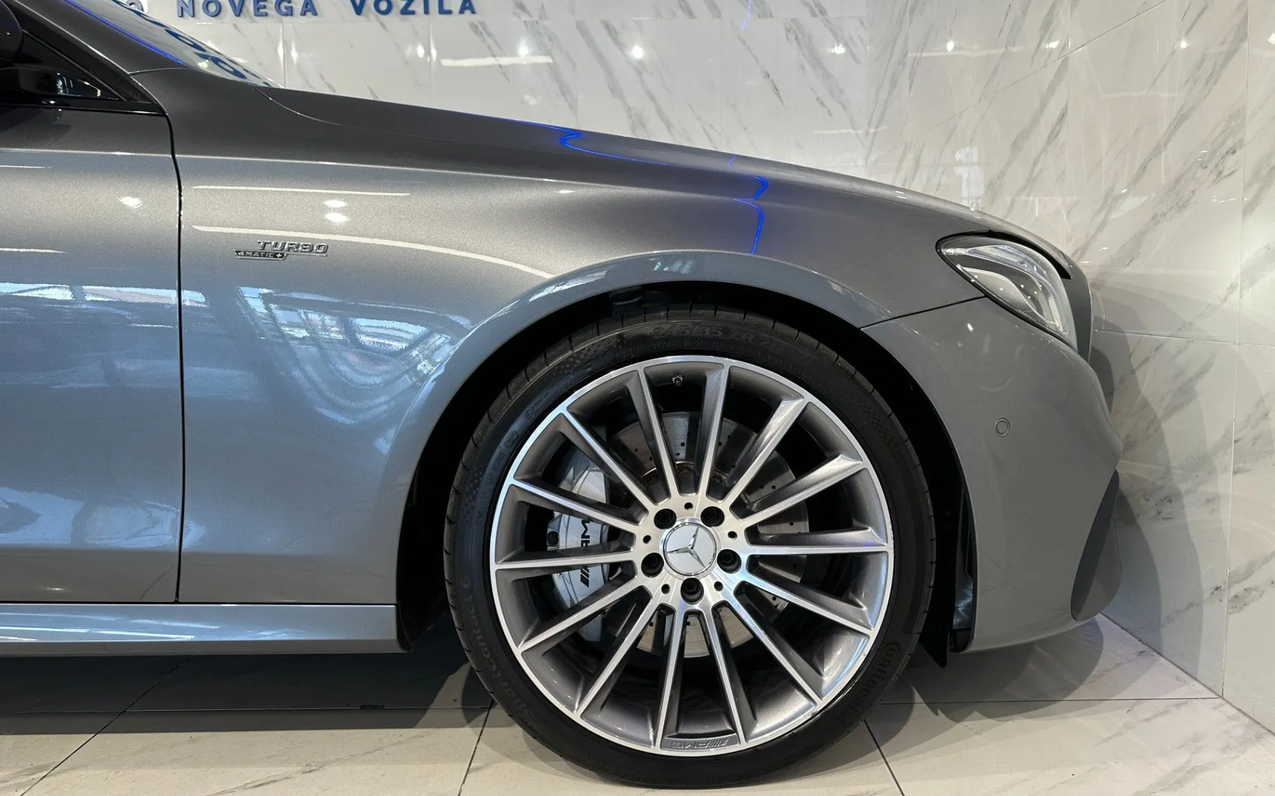 Zunanja slika - Mercedes-Benz E-Razred - AMG 53 4MATIC+ T |Pano|Zračno|HUD|ACC|Kljuka|Hlaj. - 4