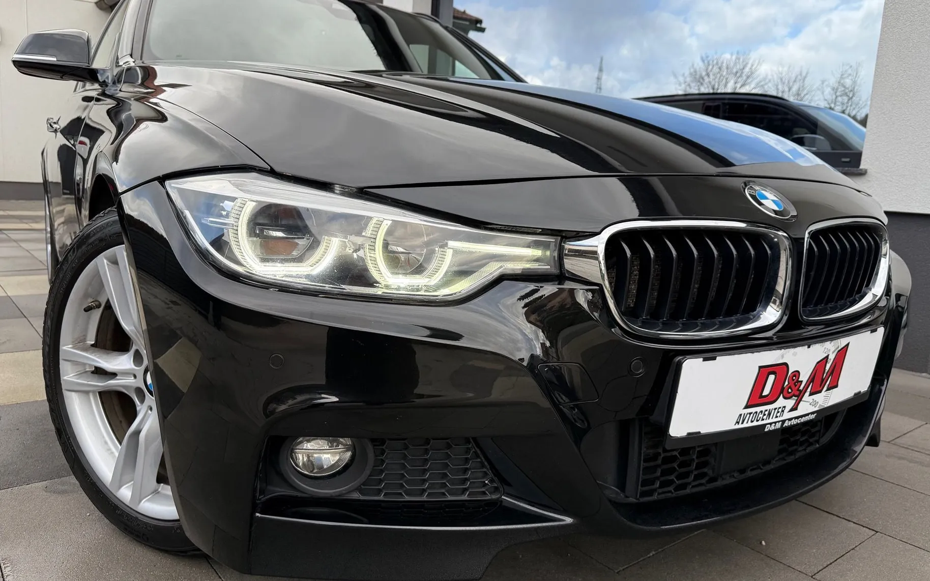 Zunanja slika - BMW Serija 3 - Touring: 320D M Sport AVT|HEADUP|FULL LED|VIRTUAL|18COL - 2