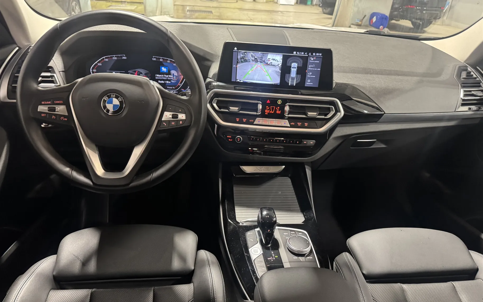 Zunanja slika - BMW X3 - xDrive20i - 6