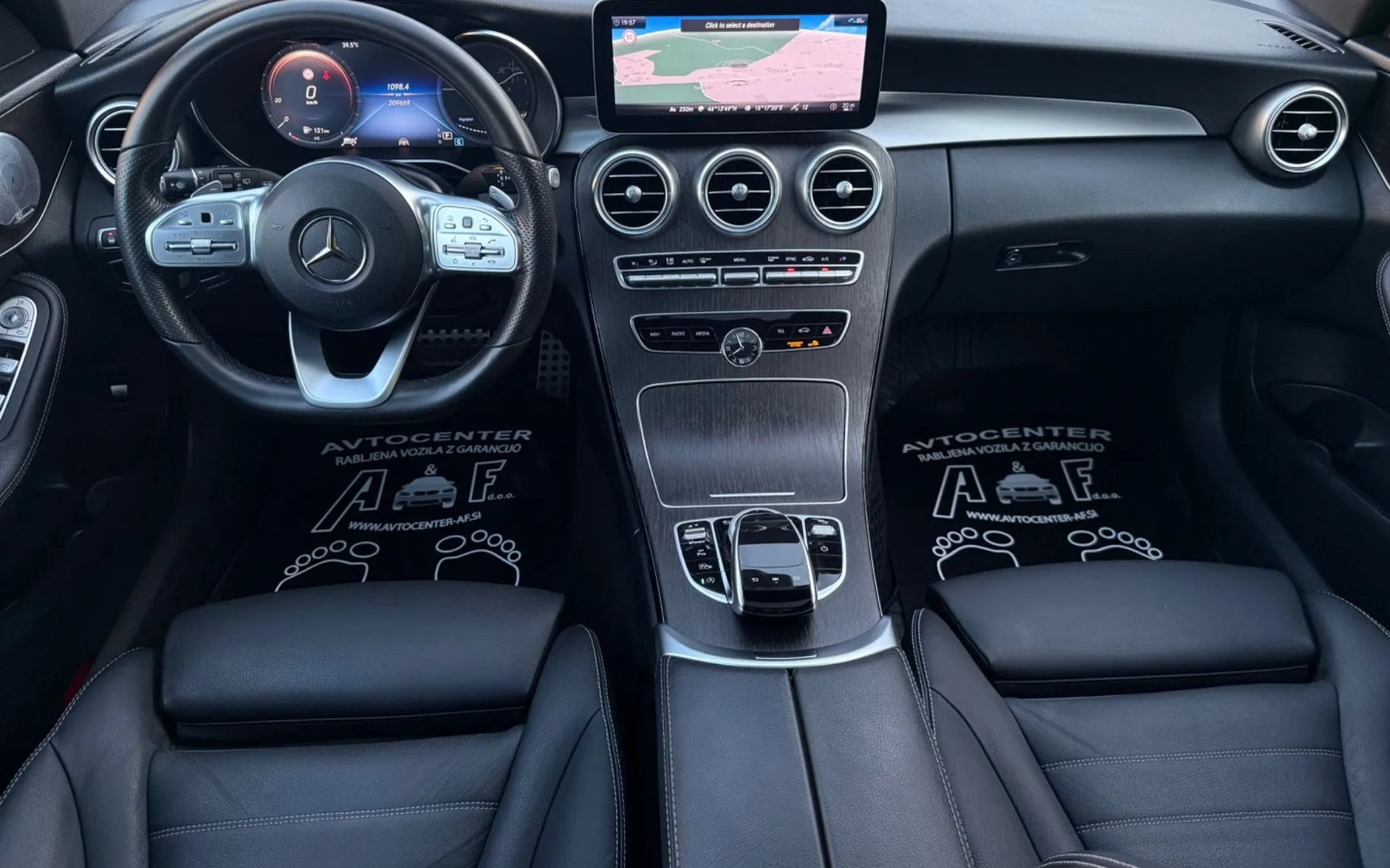 Notranja slika - Mercedes-Benz C-Razred - C 220 CDI-AUT-AMG LINE-VIRTUAL-PANORAMA HEAD UP... - 10