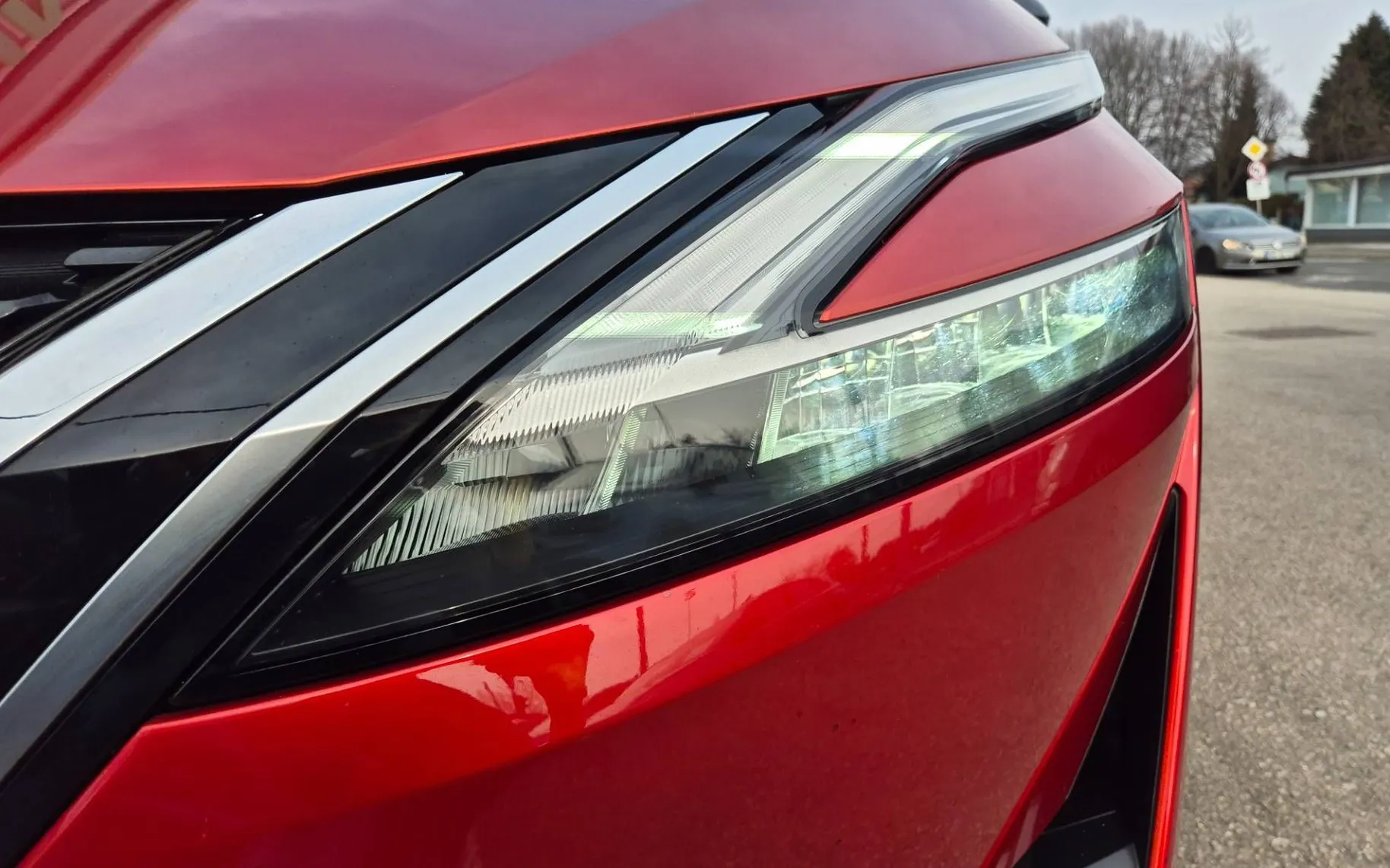 Zunanja slika - Nissan Qashqai - TEKNA°1.LAST°SLO°AUT°FULL LED°360 KAM.°NAVI° - 9