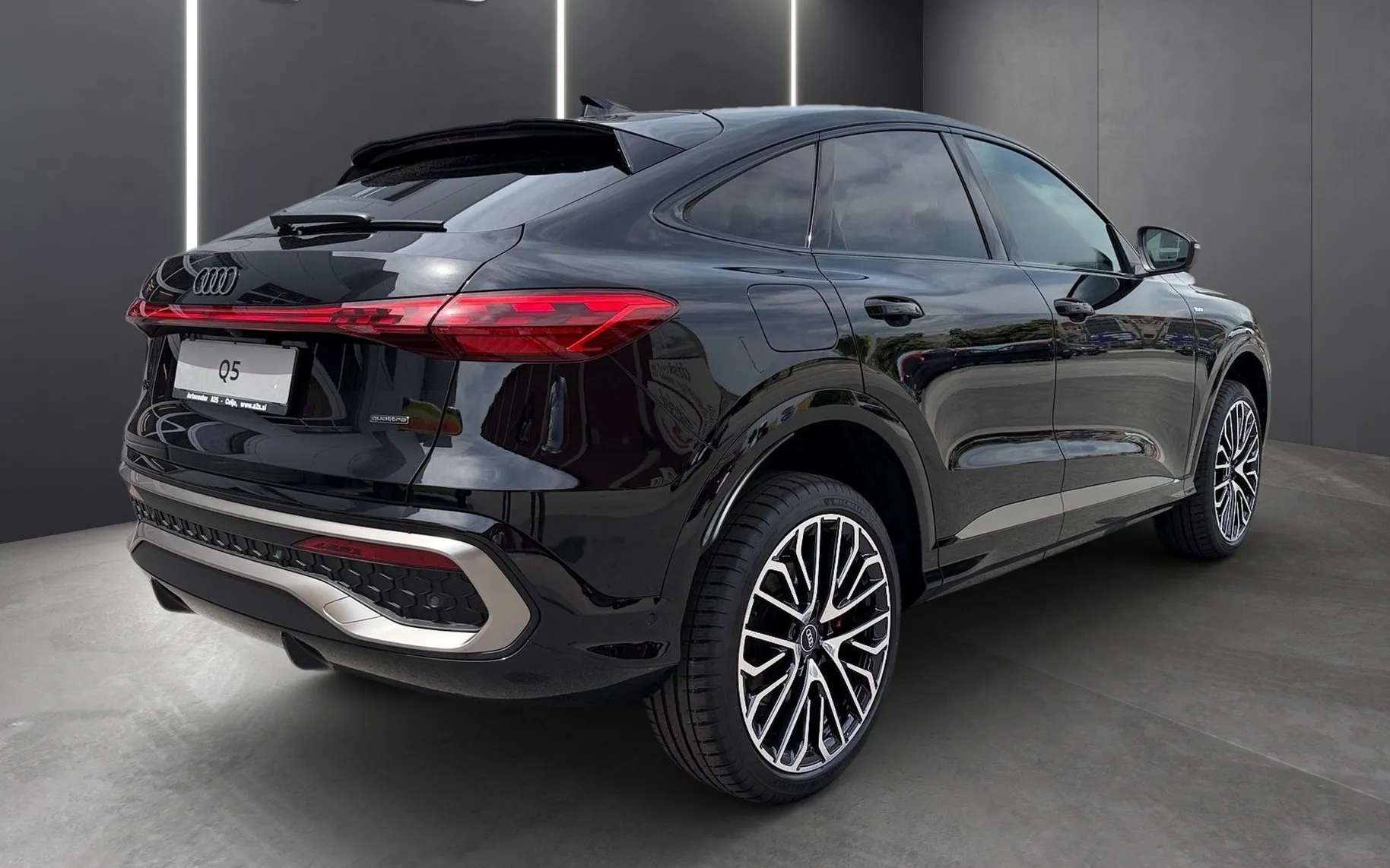 Zunanja slika - Audi Q5 Sportback - TDI quattro 150 kW - 3