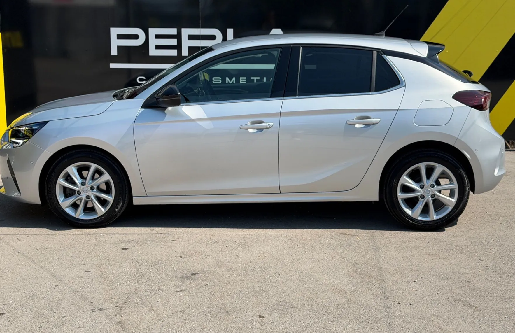Zunanja slika - Opel Corsa - 1.2 Turbo GS-LE 39.000KM-6 PRESTAV-KOT NOV- - 8