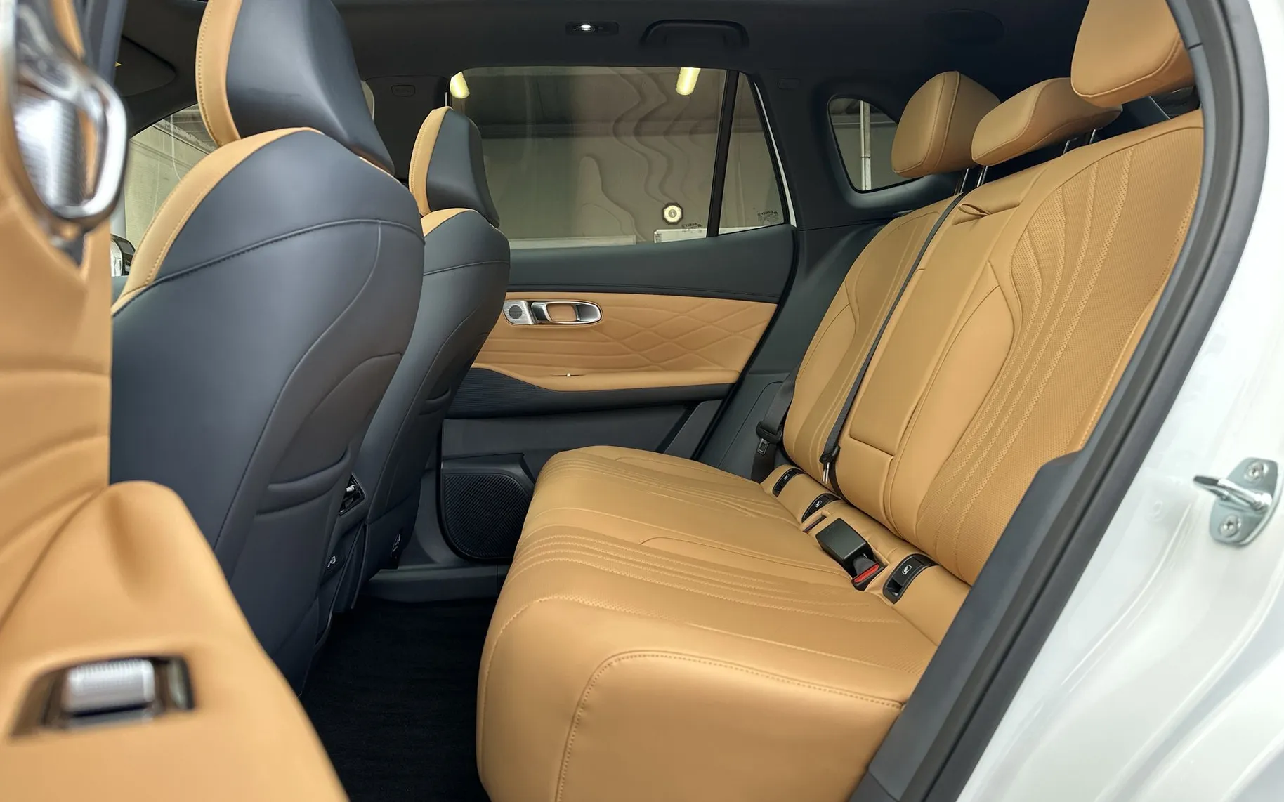 Zunanja slika - Geely StarRay EM-i - MAX - 13