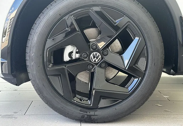 Zunanja slika - Volkswagen Tiguan - R-Line 1.5 eTSI DSG-KLJUKA-BLACK STYLE- - 12