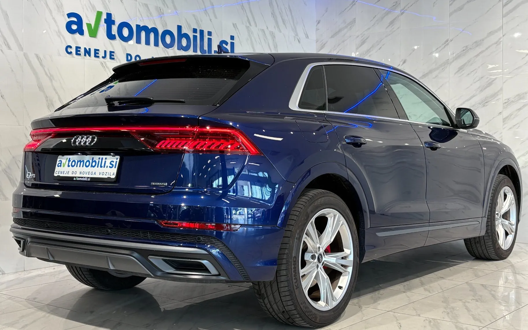 Zunanja slika - Audi Q8 - 55 TFSI e |Quattro|Led|Zračno|Kamera|AmbientL|PDC. - 4