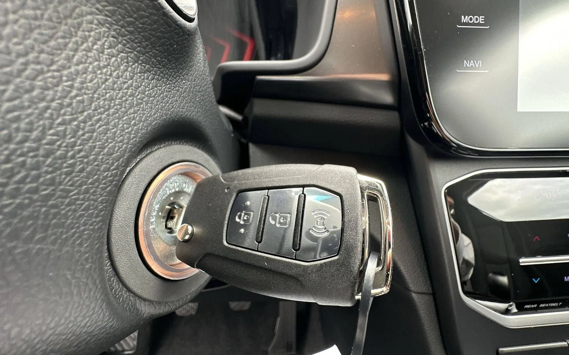 Notranja slika - SsangYong Tivoli - 1.5 T-GDi Fresh 2WD AT - 21