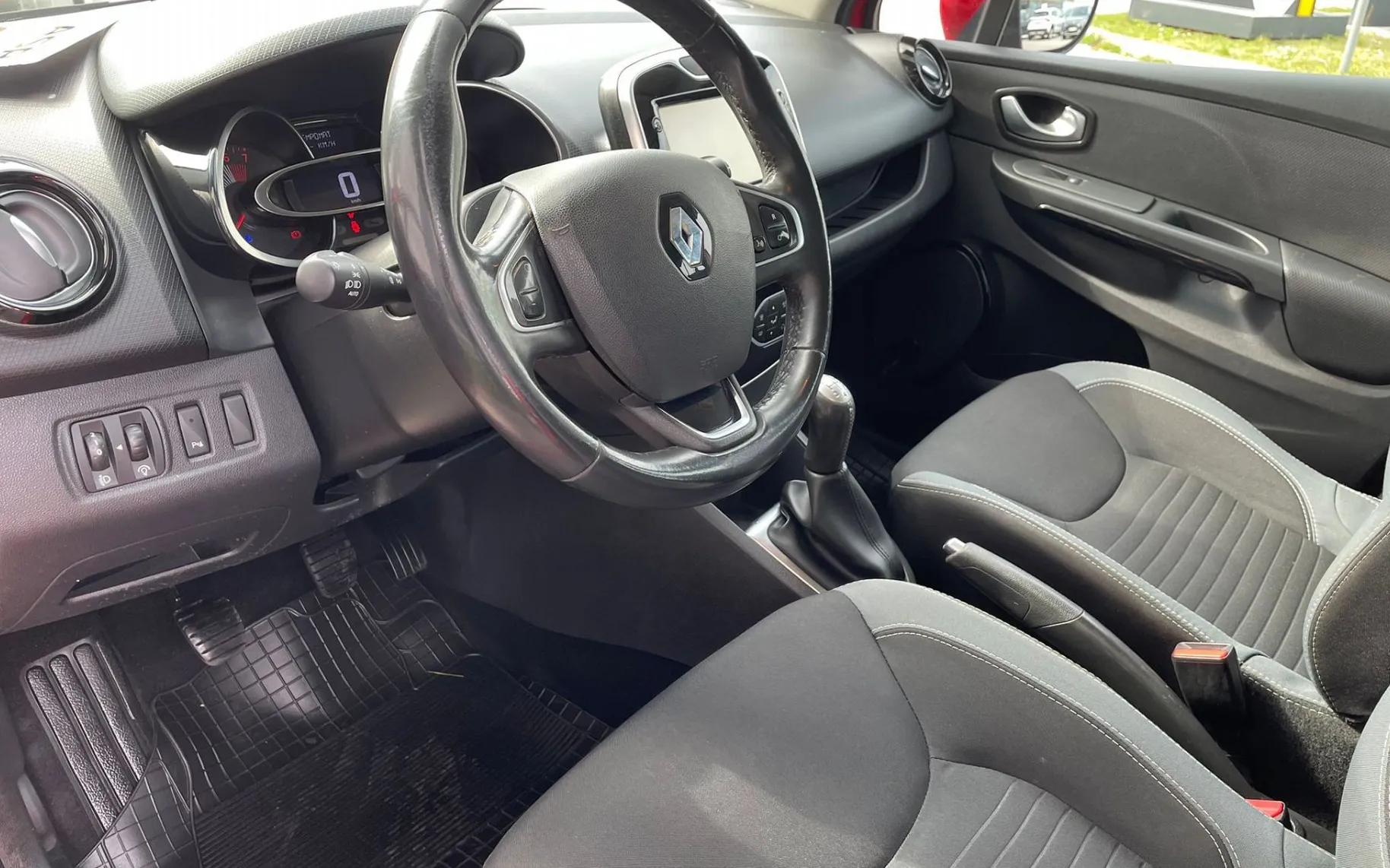 Zunanja slika - Renault Clio - Dynamique 1.2 16v 1.LASTNIK - 9