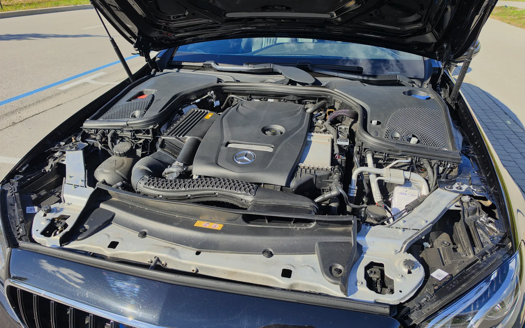 Motor in tehnologija - Mercedes-Benz E-Razred - Cabrio 200 AMG Line Avt. - 21