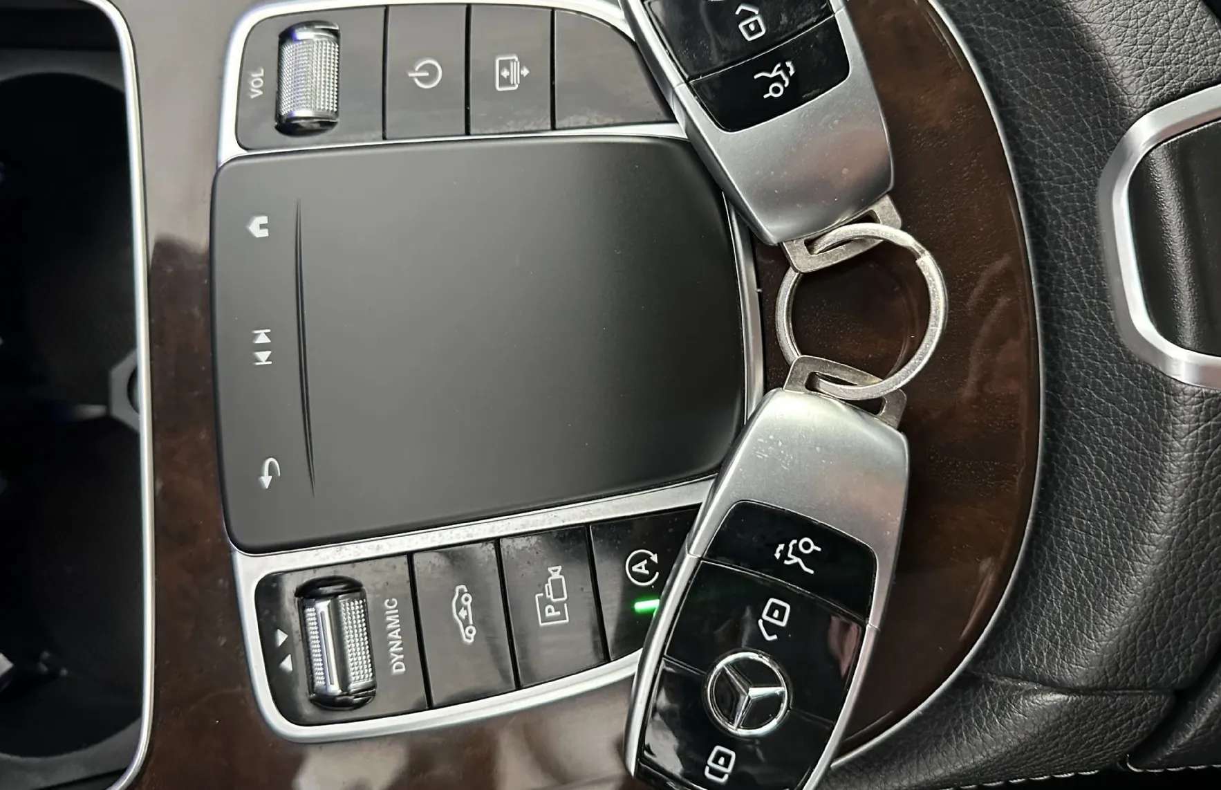 Zunanja slika - Mercedes-Benz E-Razred - E 400 d 4MATIC.KAMERA.USNJE.ACC.ZRAČ.VZMETENJE.LE - 12