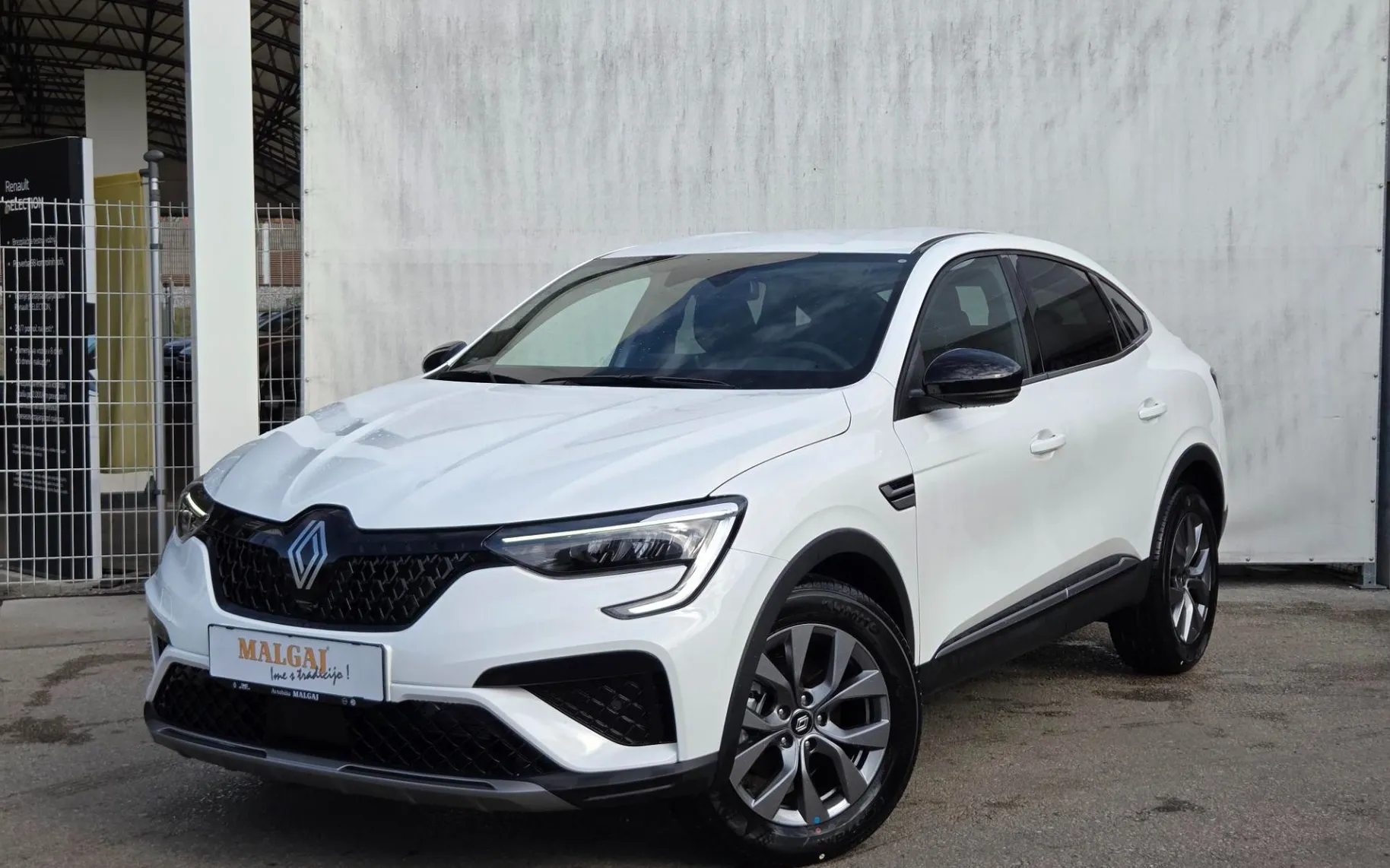 Zunanja slika - Renault Mégane - Techo E-Tech HEV145 + Paket Varnost ACC Asistent - 1
