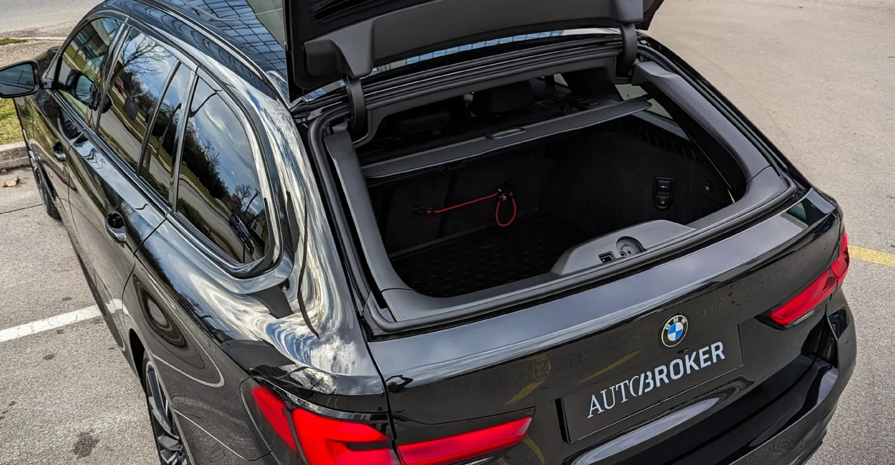 Zunanja slika - BMW Serija 5 - Touring: 530d xDrive M SPORT PAKET Head-Up Navi Kljuka - 16
