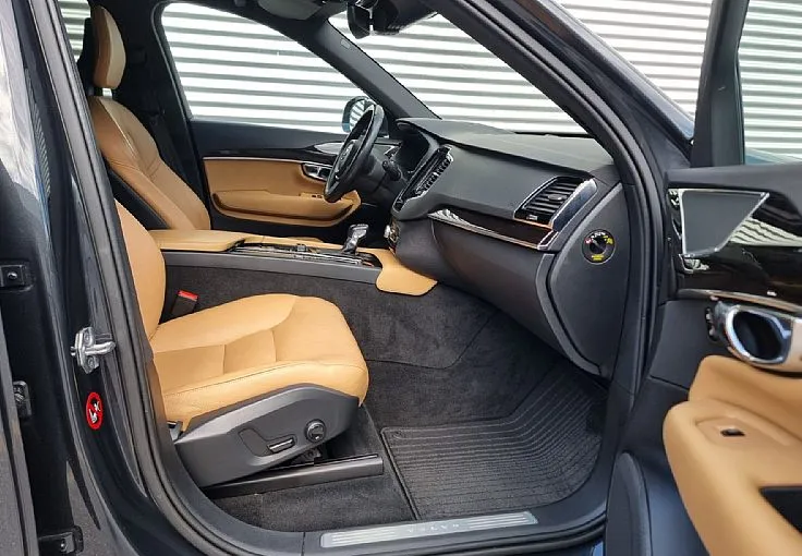 Zunanja slika - Volvo XC90 - D4 Momentum-AUT-USNJE-FULL LED-KAMERA 360-SERVIS- - 10