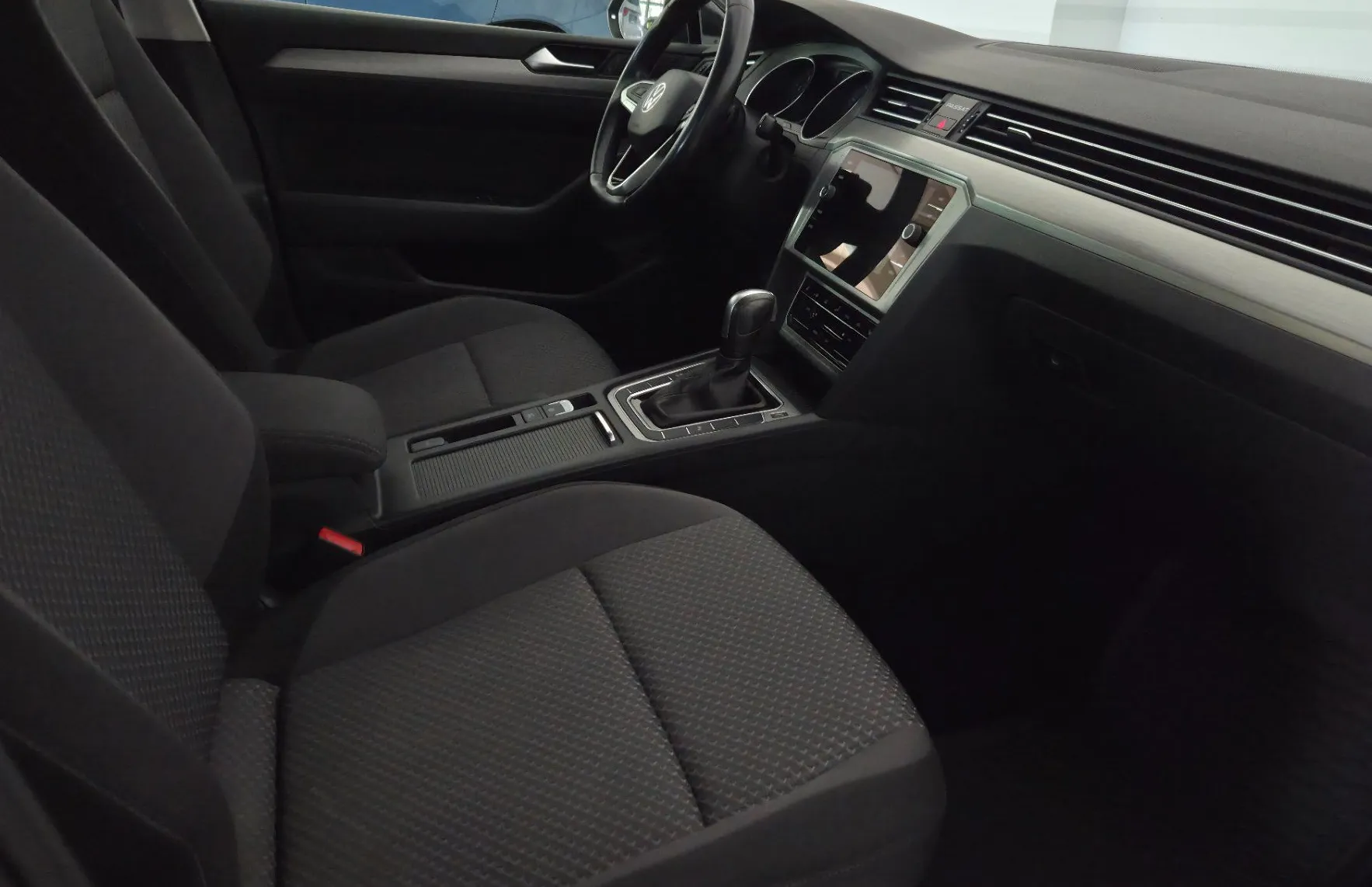 Zunanja slika - Volkswagen Passat - 1.5 TSI BMT Business DSG - 12