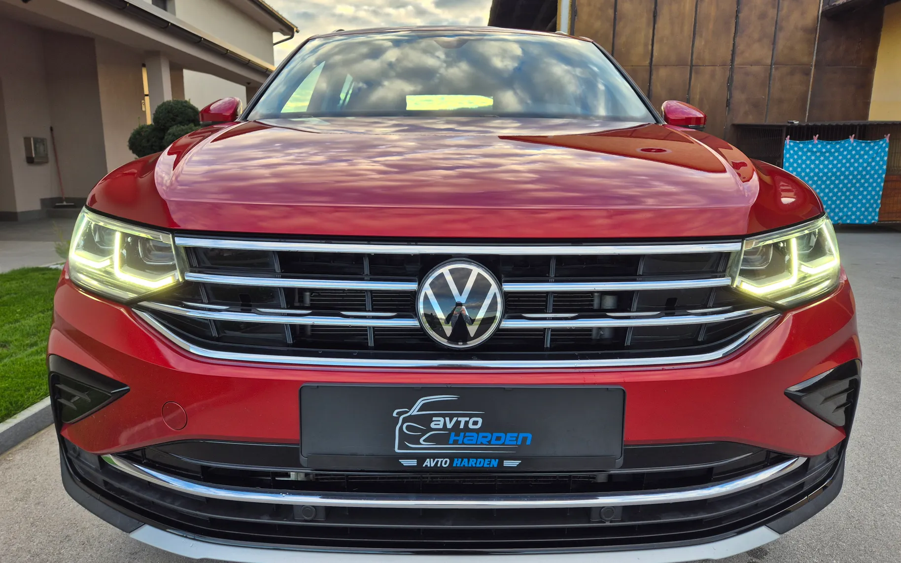 Zunanja slika - Volkswagen Tiguan - 4motion 2.0 TDI BMT Elegance DSG - 6