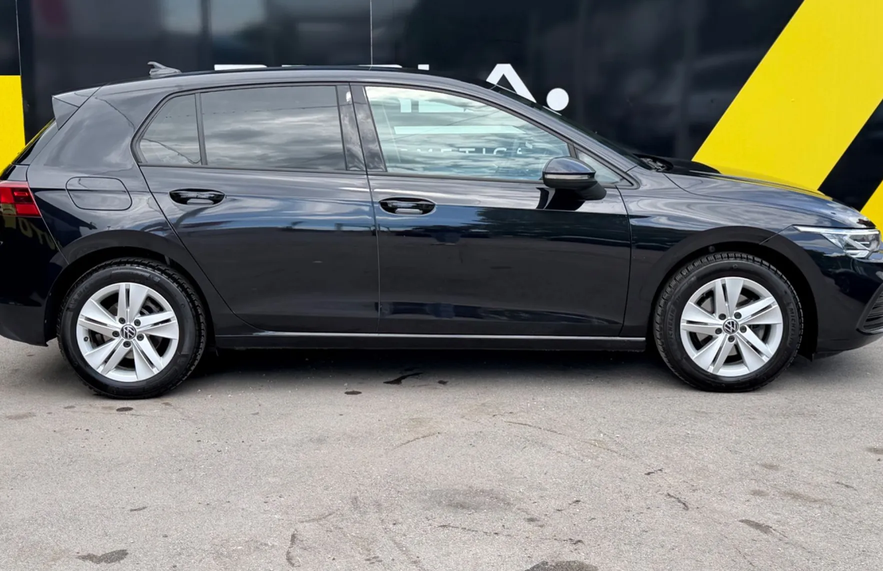 Zunanja slika - VW Golf - 2.0 TDI BMT DSG-LE 70.000KM-KOT NOV-ACC - 4