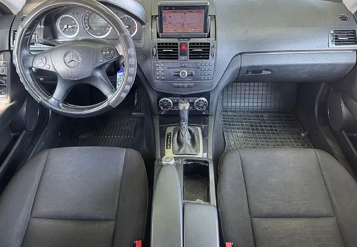 Zunanja slika - Mercedes-Benz C-Razred - 220 CDI 170ks °AUTOMATIC° °NAVI° °2x PDC° - 6