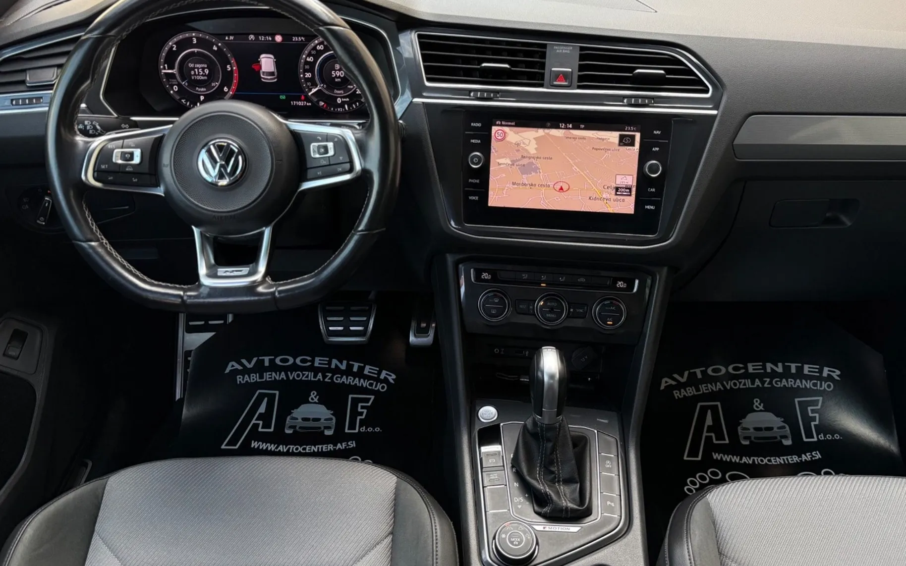 Notranja slika - Volkswagen Tiguan - 2.0 TDI-4X4-DSG-R LINE-VIRTUAL-LIZING ZA TUJCE- - 9