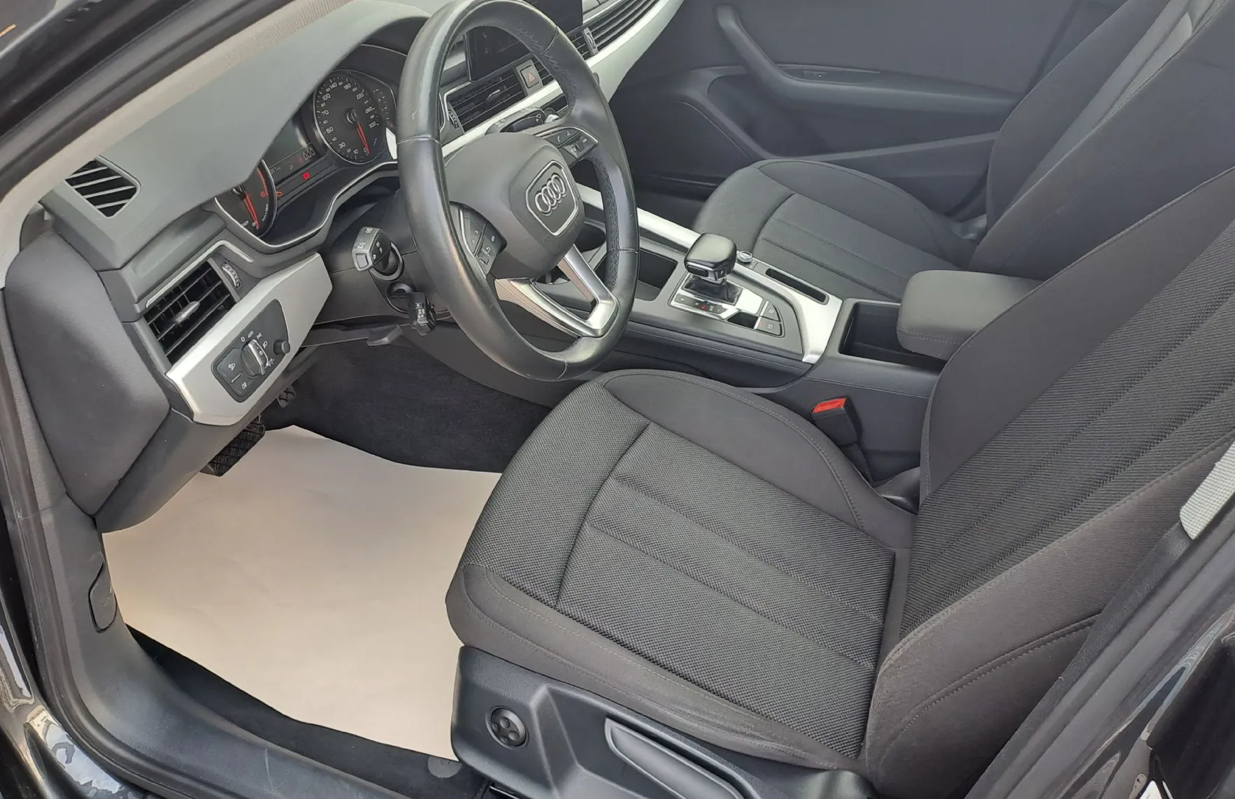 Zunanja slika - Audi A4 - Avant 30 TDI Advanced S tronic - 5