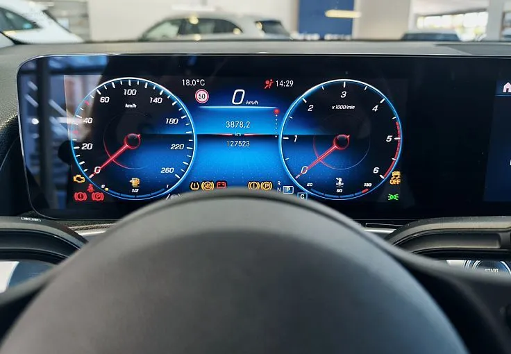 Zunanja slika - Mercedes-Benz GLB-Razred - 180 d PRO WIDE SCREEN-KAM-DAB-LED-GRETJE S-VIDEO - 10
