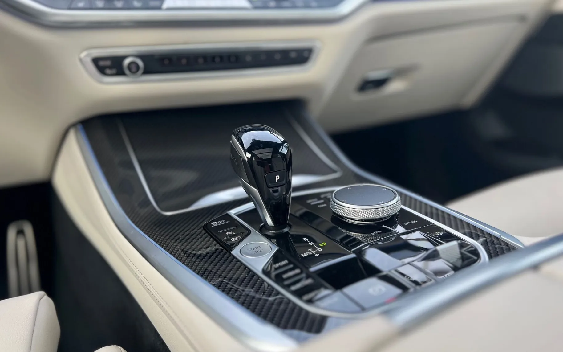 Zunanja slika - BMW X5 - serija : xDrive45e M SPORT LASER ACC PANO HEADuP ALU22 - 17