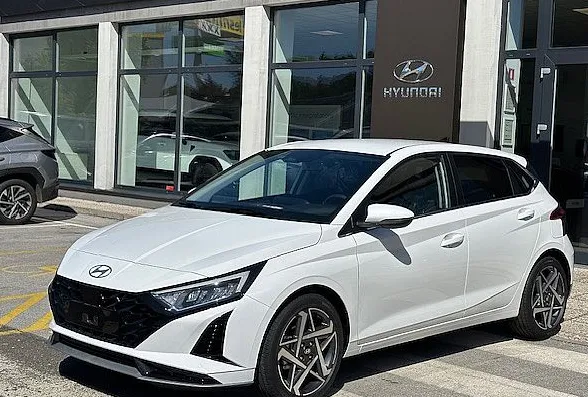 Zunanja slika - Hyundai i20 - 1.0 T-GDI Style°°17col°°WINTER°°rg - 2