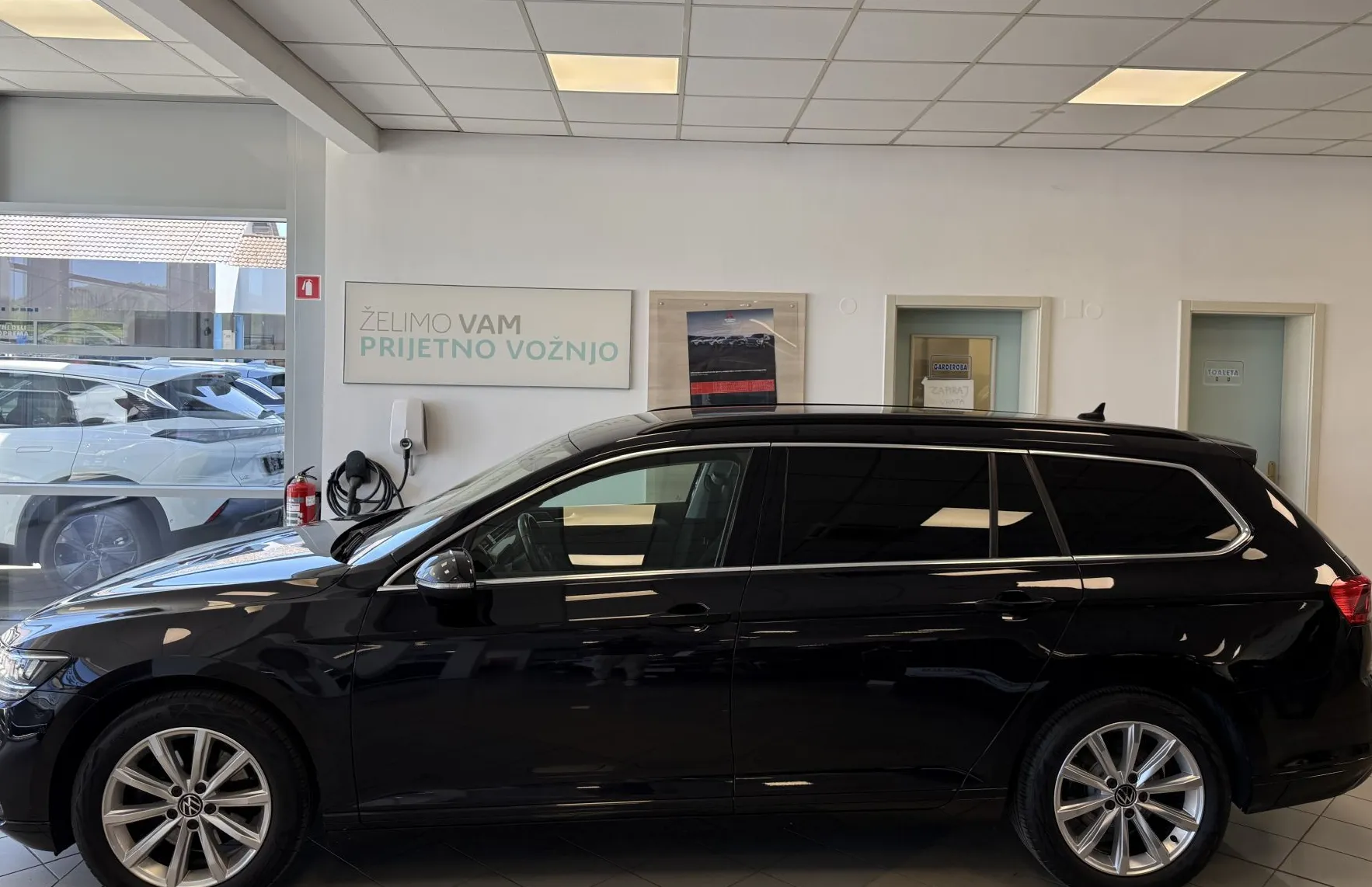Zunanja slika - VW Passat - Variant 1.5 TSI BMT Elegance -DSG-VIRTUAL-ACC-KAMERA-LED - 8
