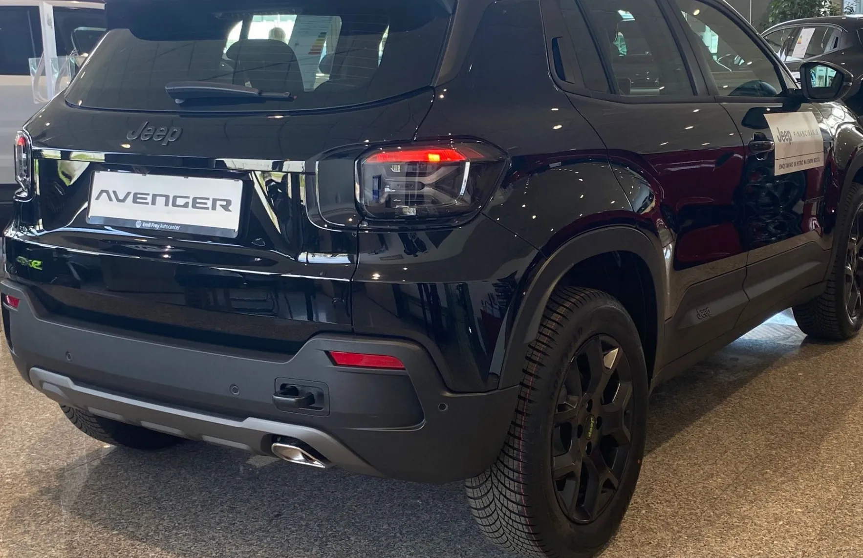 Zunanja slika - Jeep Avenger - Upland 1.2 E-DCT6 MHEV 136 4Xe - 3