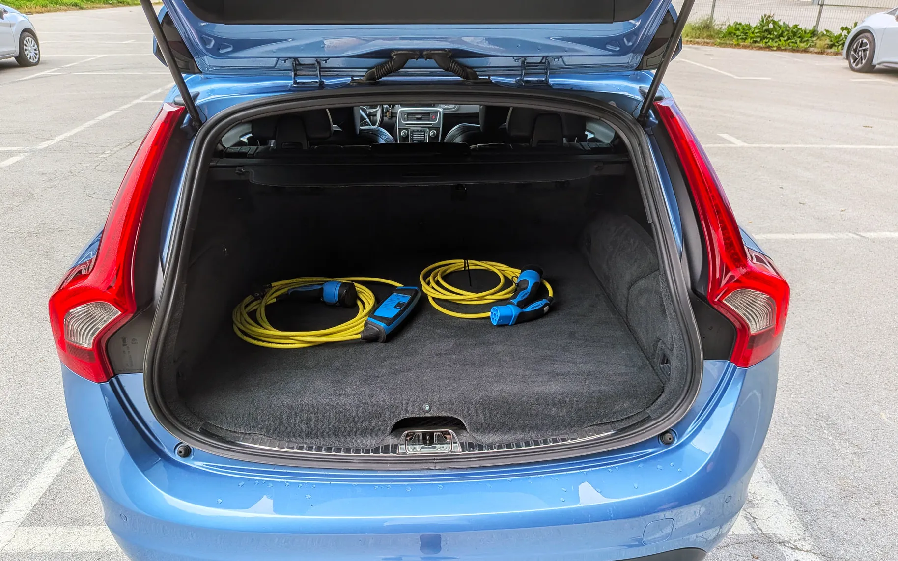 Zunanja slika - Volvo V60 - 2.4 Diesel D6 5-valjev AWD Priključni HIBRID Summum+Polestar doda - 4