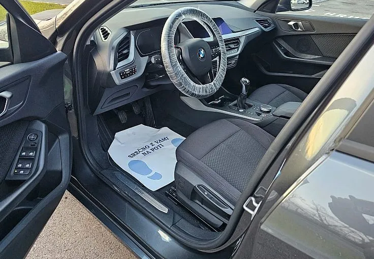 Zunanja slika - BMW Serija 1 - : 116d|1.LASTNIK|NAVIGACIJA|TEMPOMAT|2XPDC|ALU - 6