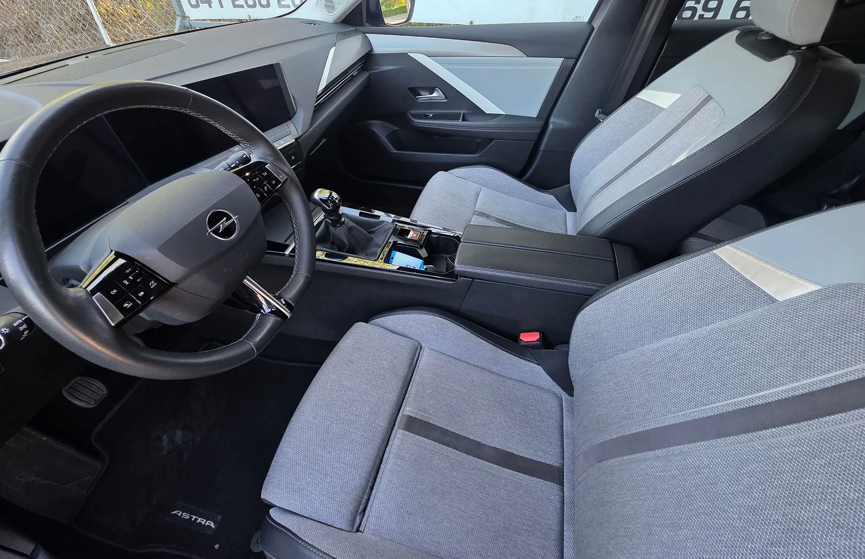 Zunanja slika - Opel Astra - SPORTSTOURER 1.5 D EDITION LED-KAMERA-NAVI-ALU - 9