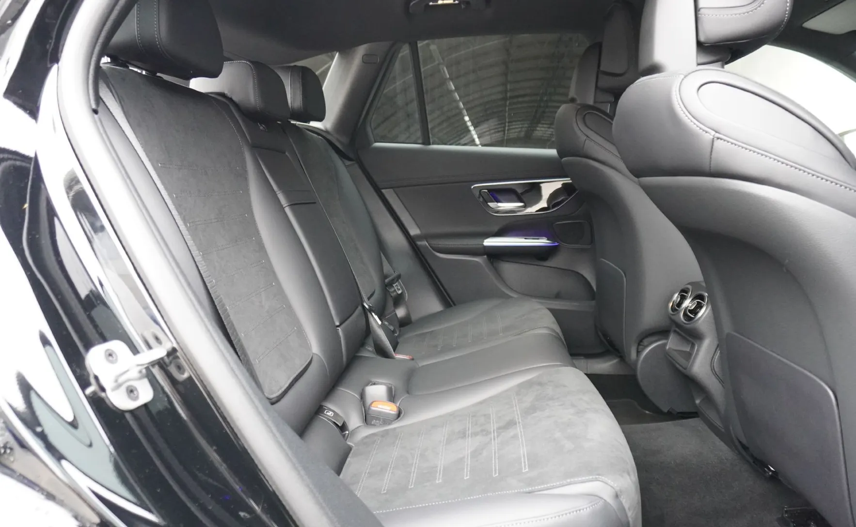 Zunanja slika - Mercedes-Benz GLC-Razred - GLC 300 d 4MATIC AMG LINE - 11