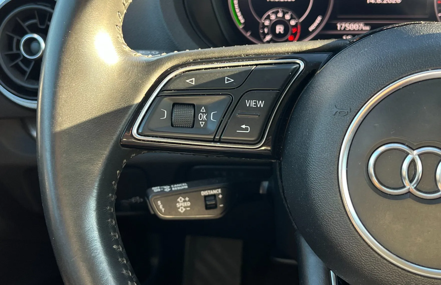 Zunanja slika - Audi A3 - Sportback 1.4 TFSI S tronic  ACC.LED.NAVI.VZR KAM - 14