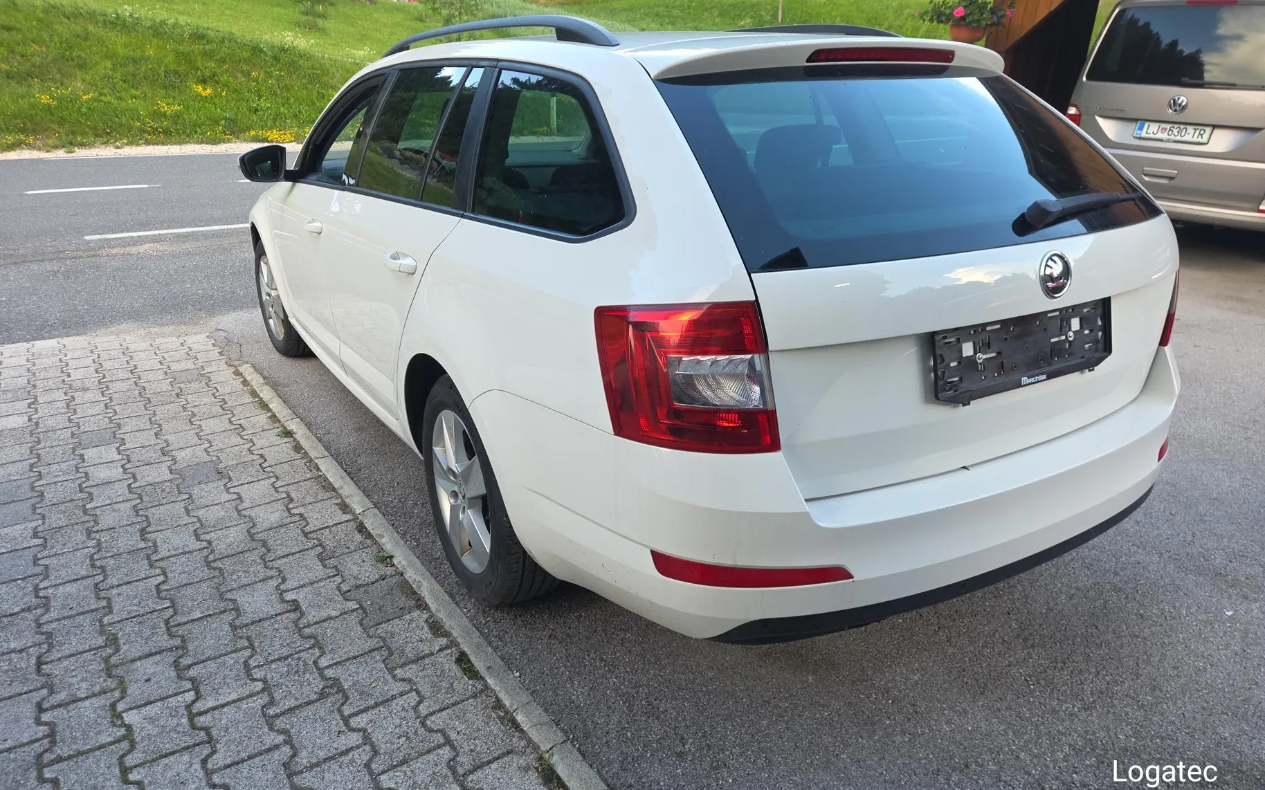 Zunanja slika - Škoda Octavia - Combi 1,2 TSI Active - 2