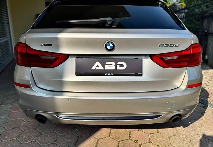 Zunanja slika - BMW Serija 5 - Touring: 530d Xdrive individual Led radar memory kamera - 5