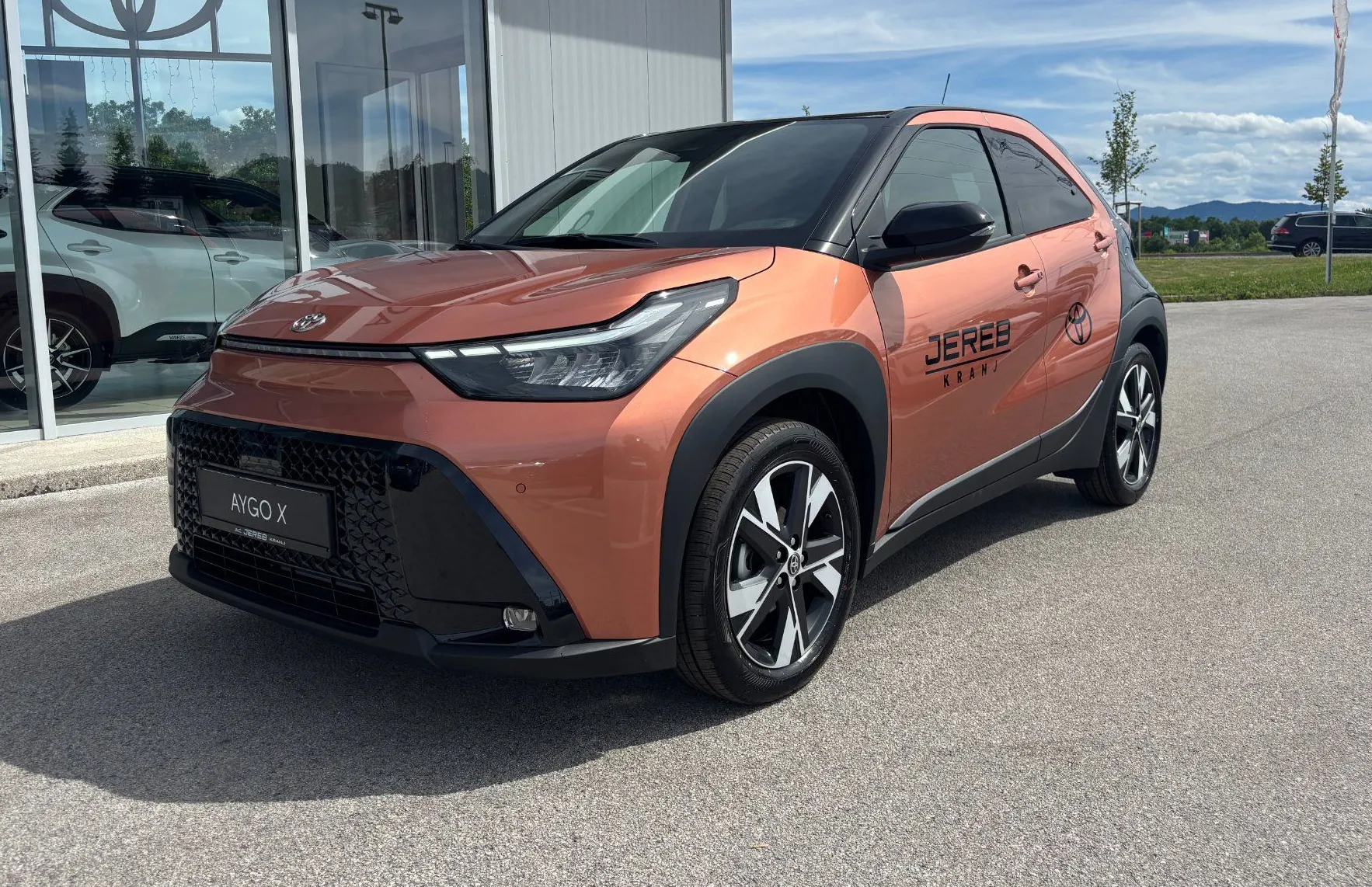 Zunanja slika - Toyota Aygo X - 1.5 HEV X-Trend Avt. Easy - 1