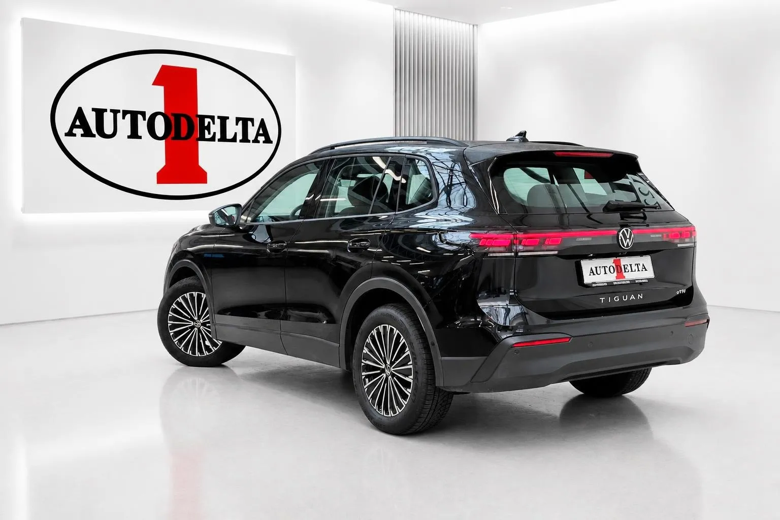 Zunanja slika - Volkswagen Tiguan - 1.5 eTSI BMT DSG - 4