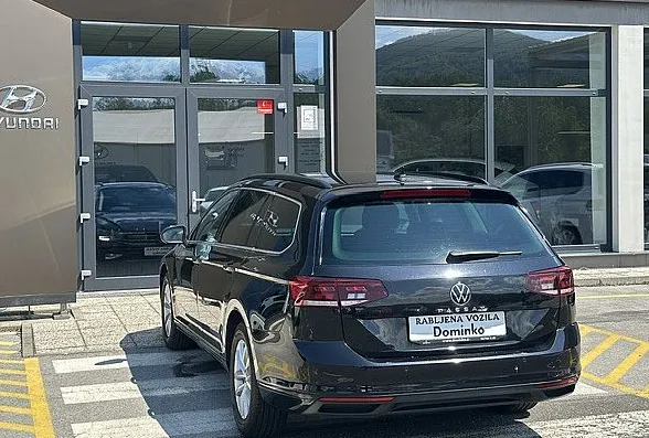 Zunanja slika - Volkswagen Passat - Variant 2.0 TDI DSG°°1.Lastnik°°Odlično ohranjen - 3