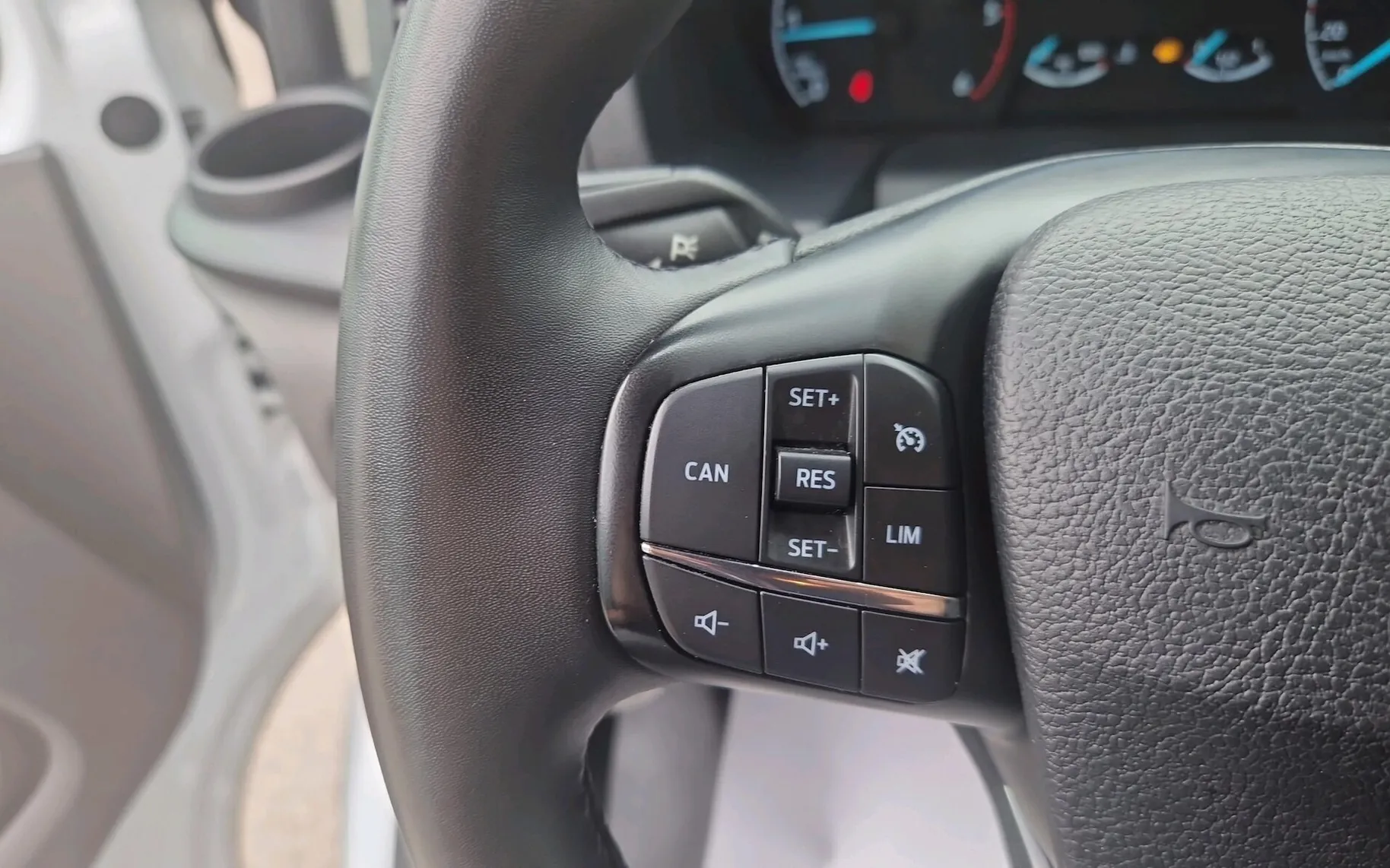 Zunanja slika - Ford Transit Custom - 2.0TDCI-9X SEDEŽ-2X KLIMA-ZIM.PAKET - 12