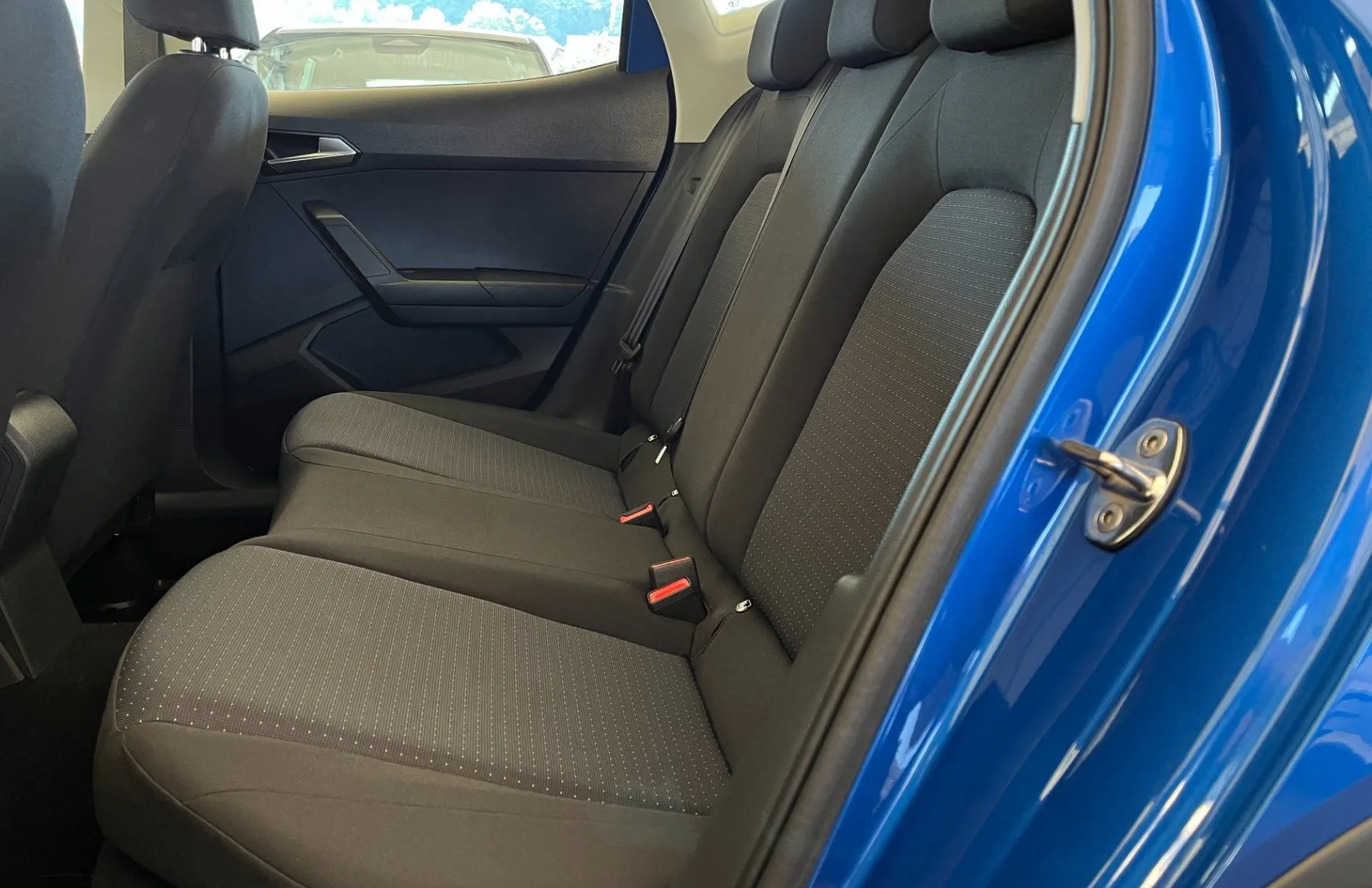 Zunanja slika - Seat Arona - 1.0 TSI 81KW HOLA - 8