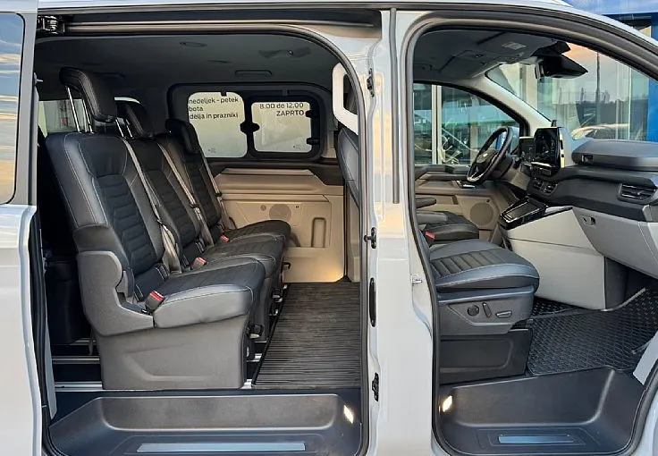 Zunanja slika - Ford Tourneo - Custom 4x4-2.0TDCi-L1-TITANIUMX-AUT-AWD-RADAR-TEMP-SLO - 12