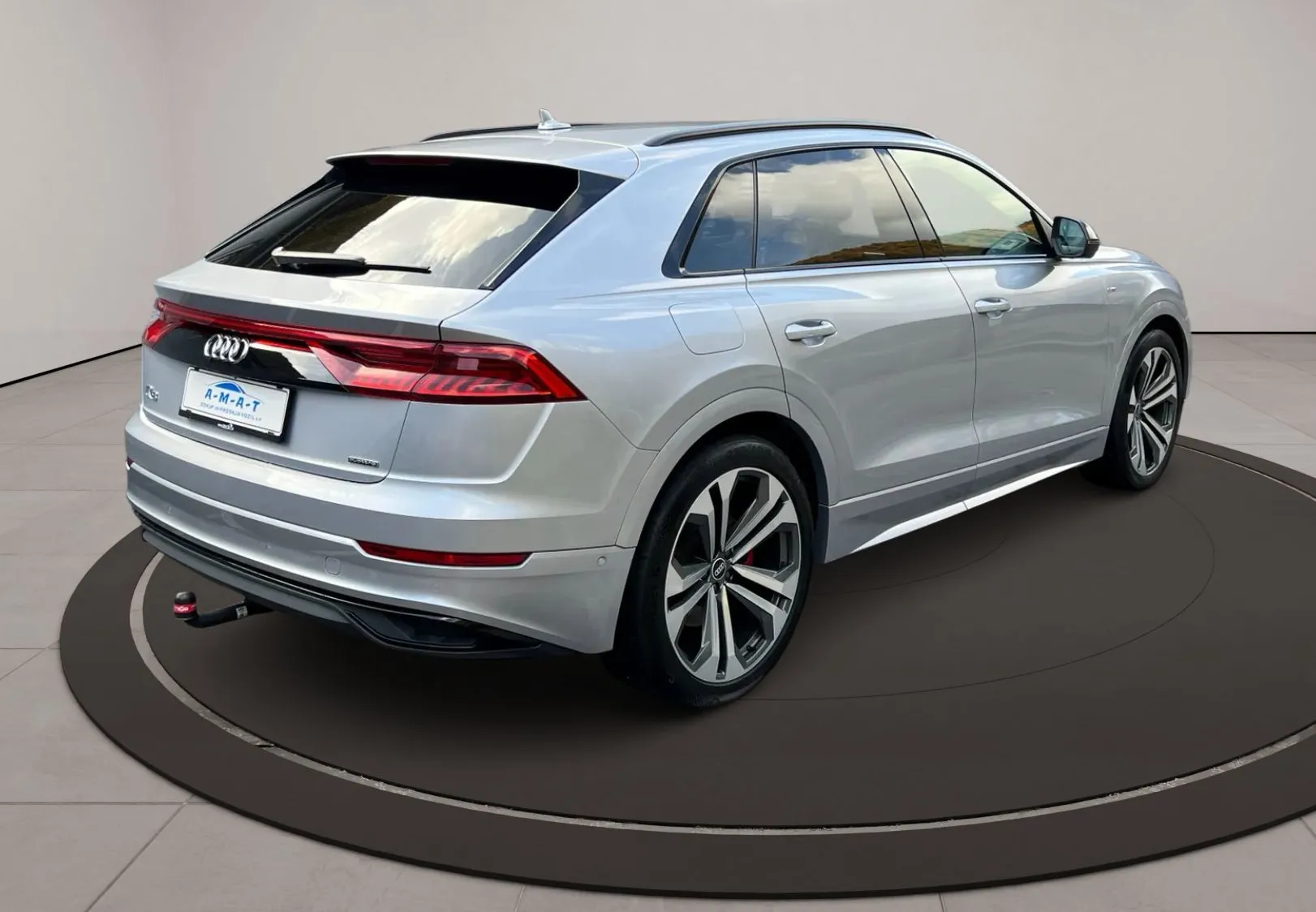 Zunanja slika - Audi Q8 - 55 TFSI e quattro tiptronic 280kW 3 X S LINE SLO - 6